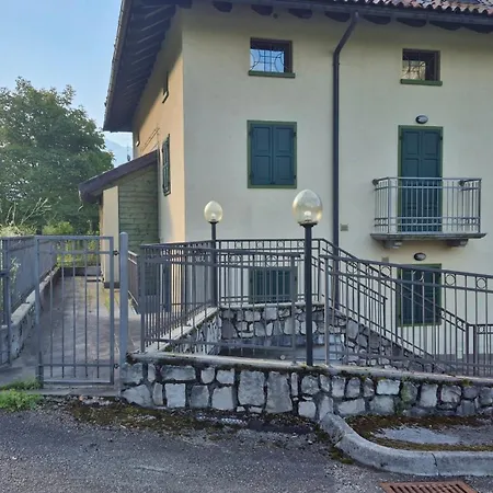 La Casa Di Paolino Con 3 Apartmán Auronzo di Cadore